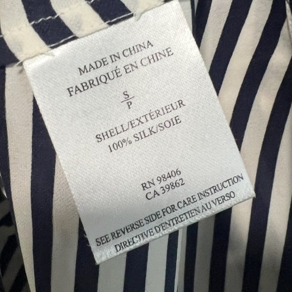 Theory Navy White Striped Silk Blouse in Excellent Pre Loved Condition - Picture 5 of 6